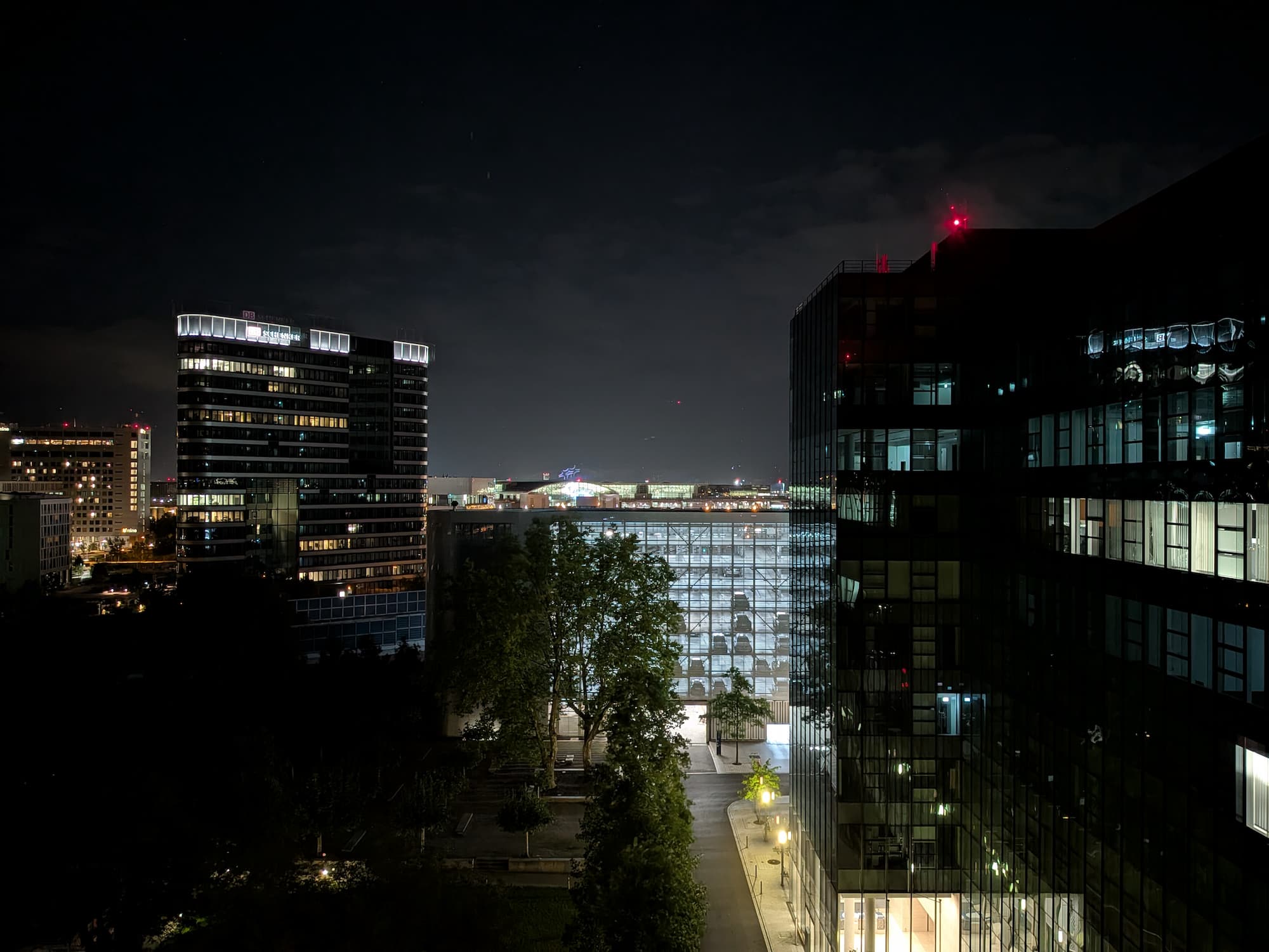 PXL_20250915_205539211.NIGHT_